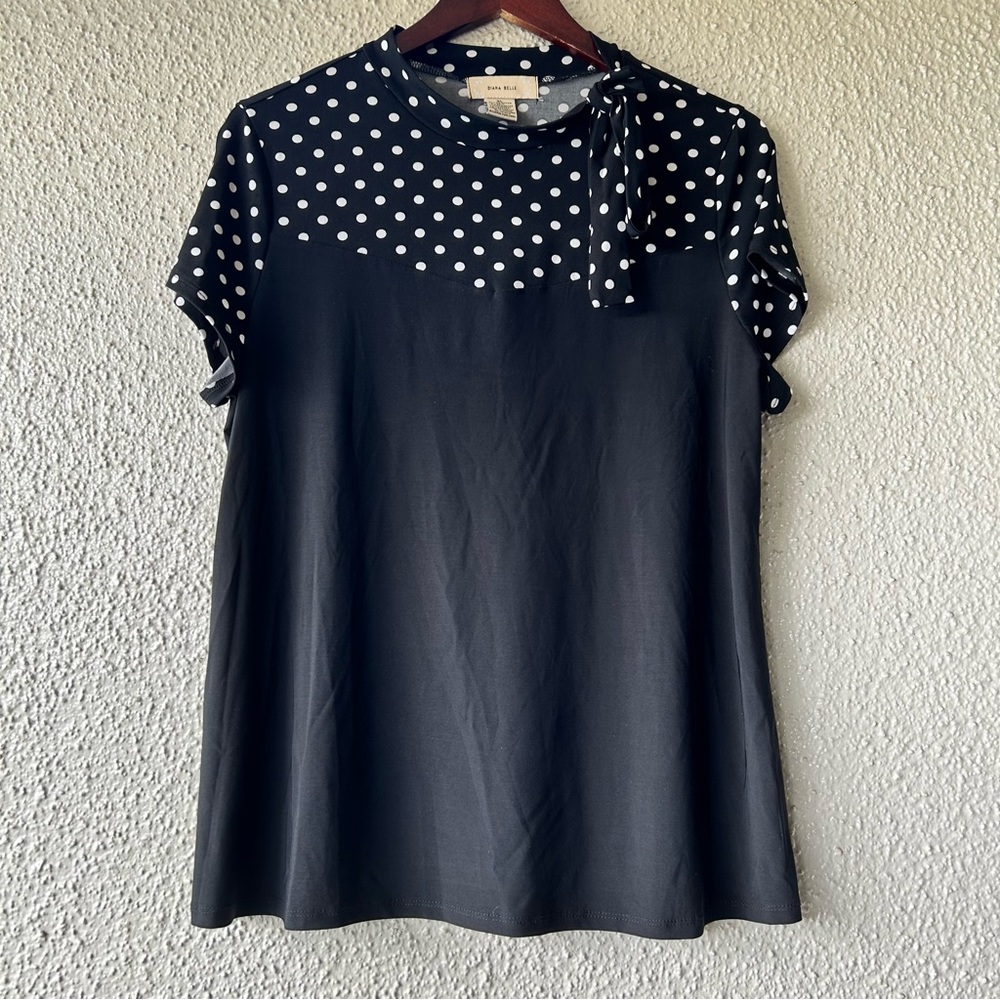 DIANA BELLE short sleeve top black and white polka dots with tie on the side